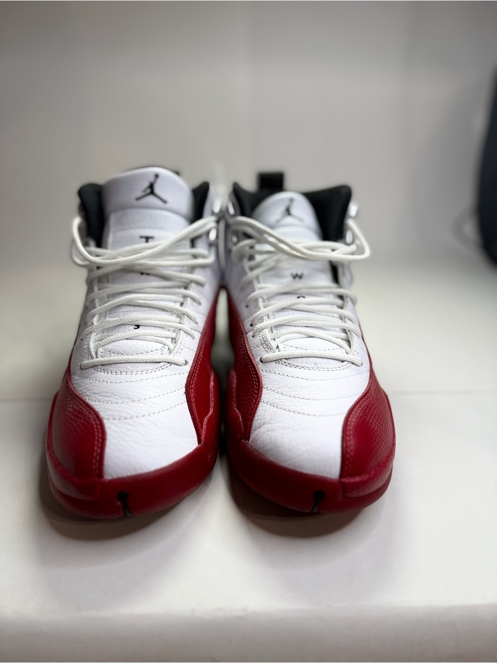 Men’s SIZE 8 Jordan Retro 12 Basketball Sneakers White and Red CHERRIES “NO BOX”